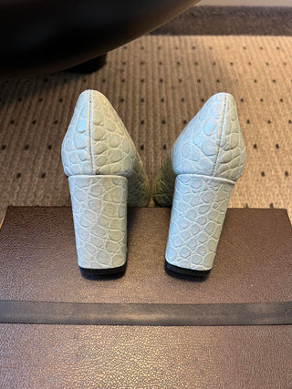 Alai* New Crocodile-Patterned Pointed-Toe High Heels