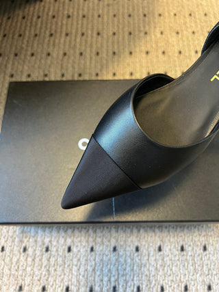 Chane*  Pointed Toe Color Block Pearl Chain Mary Jane Shoes