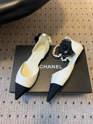 Chane*  Pointed Toe Color Block Pearl Chain Mary Jane Shoes