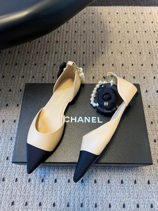 Chane*  Pointed Toe Color Block Pearl Chain Mary Jane Shoes
