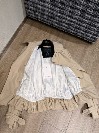 Chane* Métiers d'Art Collection New Arrival: Subtle Pattern Logo Short Trench Coat