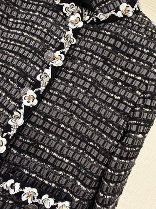 CHANE* Autumn/Winter Métiers d'Art Collection Tweed Jacket with Silk Lining