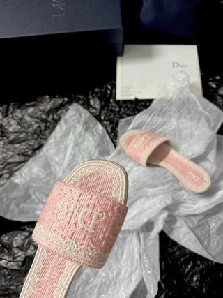 26 new high-heeled sandals (4cm)