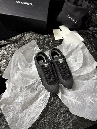 26 new sports and casual shoes