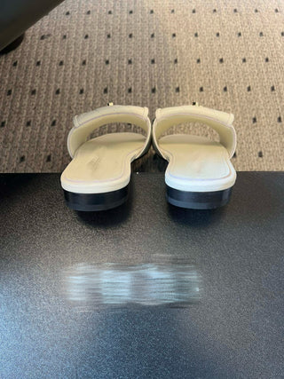 New Spring/Summer Retro Backpack with Gold Buckle Flat Slippers