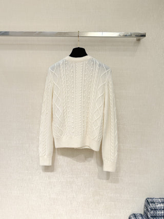 Chanel 25N Ski Collection - Top Quality - Fluffy and Minimalist Cashmere Knit Cardigan
