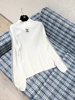 Chane 25N Ski Collection Double C Line Turtleneck Wool Knit Sweater