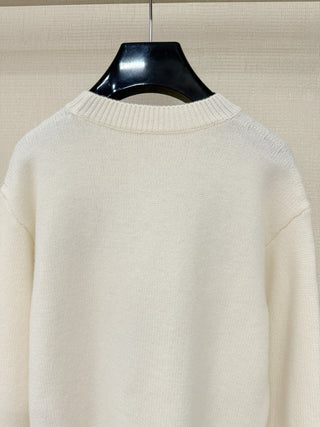 GU⭐️⭐️I intarsia letter sweater