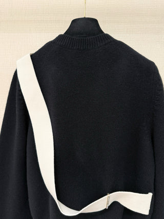 Chane 25K Crew Neck Exquisite Bow Knit Top