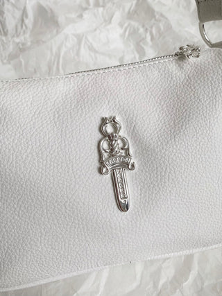 chicken nugget bag with distressed white finish 🤍