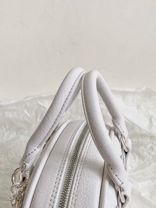 bowling bag in white.