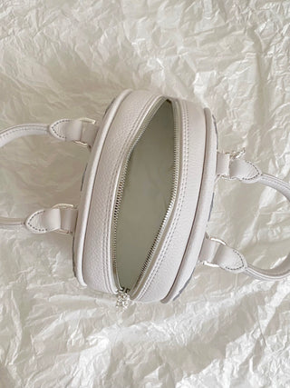 bowling bag in white.