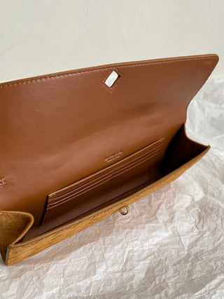 Andiamo clutch bag, suede in amber color 🍂