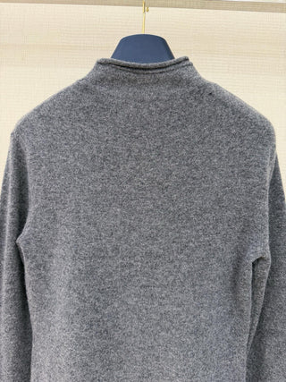 1v New Grey Wool Knit Sweater