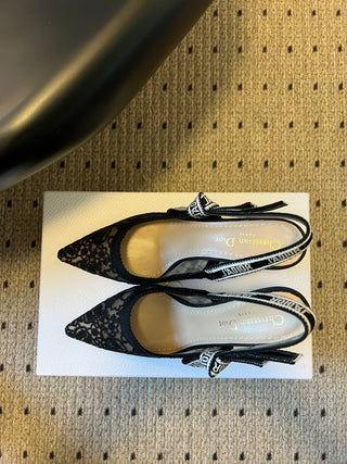 26ss Classic Pointed-Toe Bow High Heels