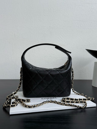 Chane Diamond buckle lunch box bag