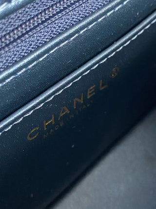 Chane Denim gradient bag