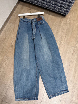 26SS Early Spring New Arrival: Pleated Wide-Leg Jeans with Belt