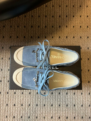 Thin-soled color-blocked lace-up casual shoes