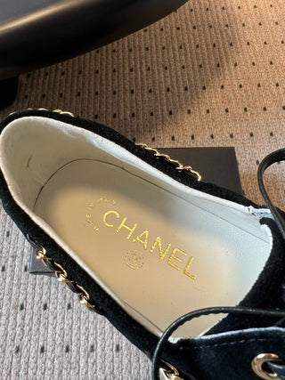 Thin-soled color-blocked lace-up casual shoes