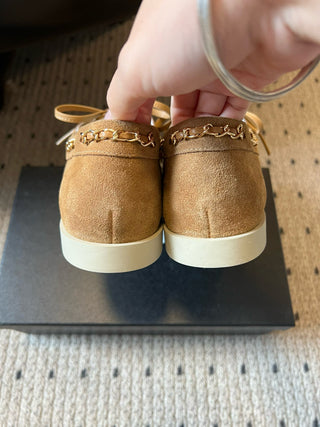 Thin-soled color-blocked lace-up casual shoes