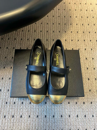 Chanel* Round Toe Patchwork Style Flat Mary Jane Shoes