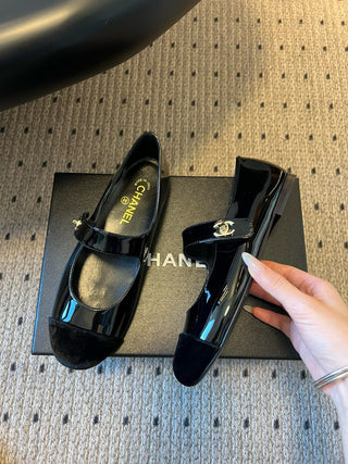 Round Toe Patchwork Style Flat Mary Jane Shoes