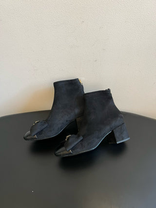 Chane* bow-embellished block-heeled ankle boots