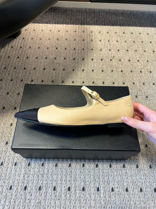 Chane* Pointed-Toe Panelled Mary Janes