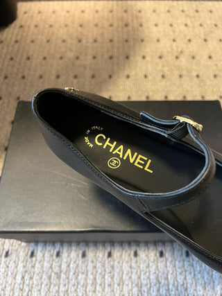 Chane* Pointed-Toe Panelled Mary Janes