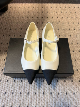 Chane* Pointed-Toe Panelled Mary Janes