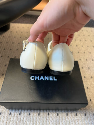 Chane* Pointed-Toe Panelled Mary Janes