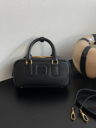 mi⭐️mi⭐️ ARCADRE Bowling Bag, Small, Black