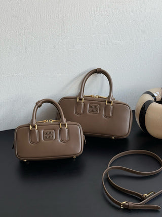 mi⭐️mi⭐️green  bowling bag