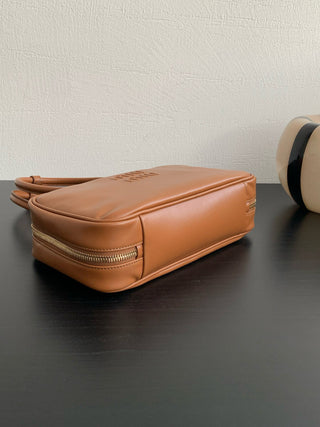 mi⭐️mi⭐️Small Cognac Briefcase