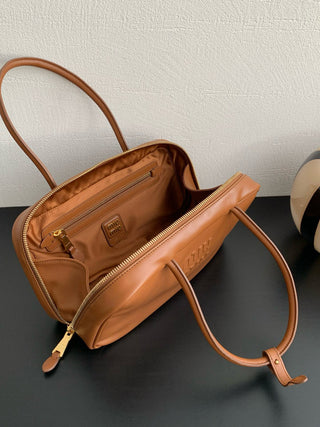 mi⭐️mi⭐️Small Cognac Briefcase