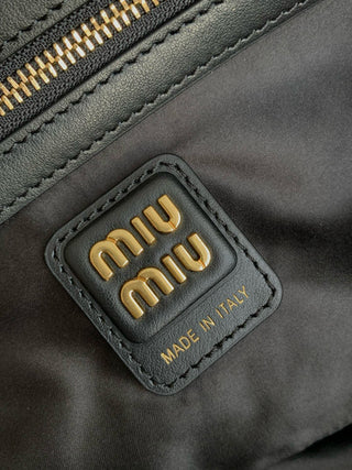 mi⭐️mi⭐️Small Black Briefcase