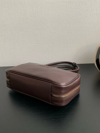 mi⭐️mi⭐️Small briefcase in coffee color