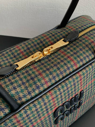 mi⭐️mi⭐️ Houndstooth briefcase, black