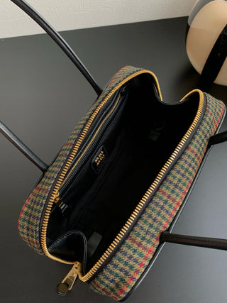 mi⭐️mi⭐️ Houndstooth Bowling Bag (Black)