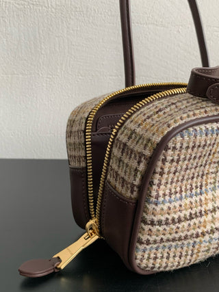 mi⭐️mi⭐️ Houndstooth Bowling Bag Beige