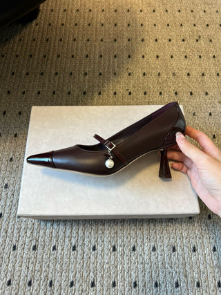 Jimmy Cho* Vintage Elegant Mary Jane Pointed Toe Pumps
