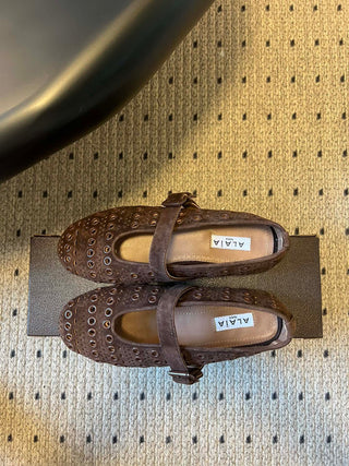 26ss Flat Round Hollow-Out Mary Jane Shoes