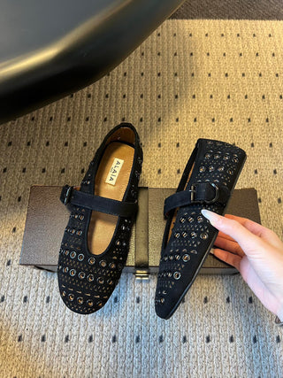 26ss Flat Round Hollow-Out Mary Jane Shoes