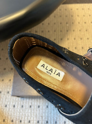 26ss Flat Round Hollow-Out Mary Jane Shoes