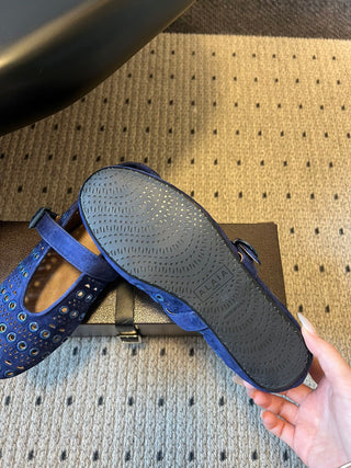 26ss Flat Round Hollow-Out Mary Jane Shoes