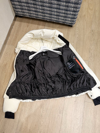 Moncl*r Autumn/Winter New Arrival: ANGLIN Short Ski Down Jacket