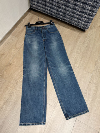 CELIN* Arc de Triomphe Jolene distressed jeans.