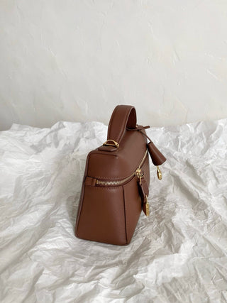 L23 Palm print brownish-red 🤎