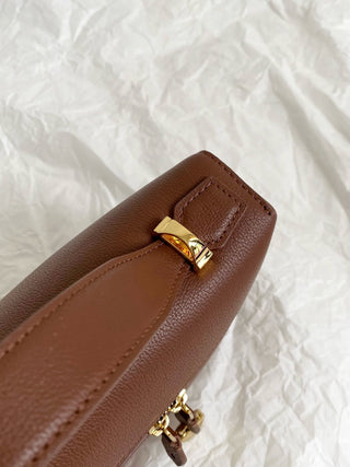 L23 Palm print brownish-red 🤎